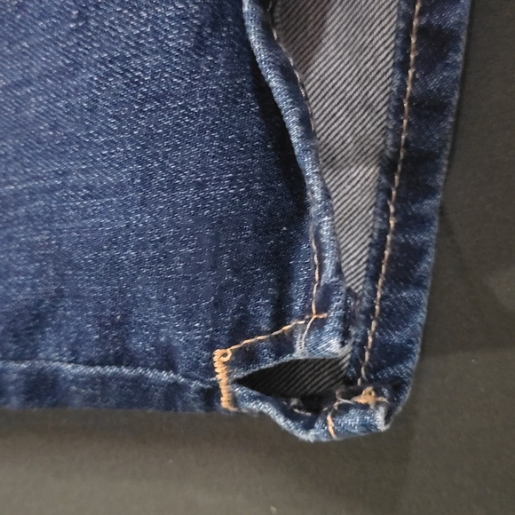 Womens Levi Jean Shorts - Picture 3 of 4